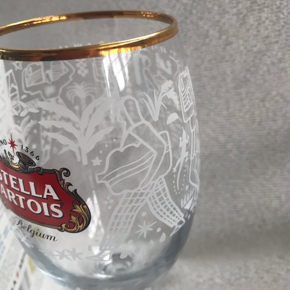 Stella Artois Philippines Monica Ramos Chalice Beer Glass  in  Box - Picture 2 of 7